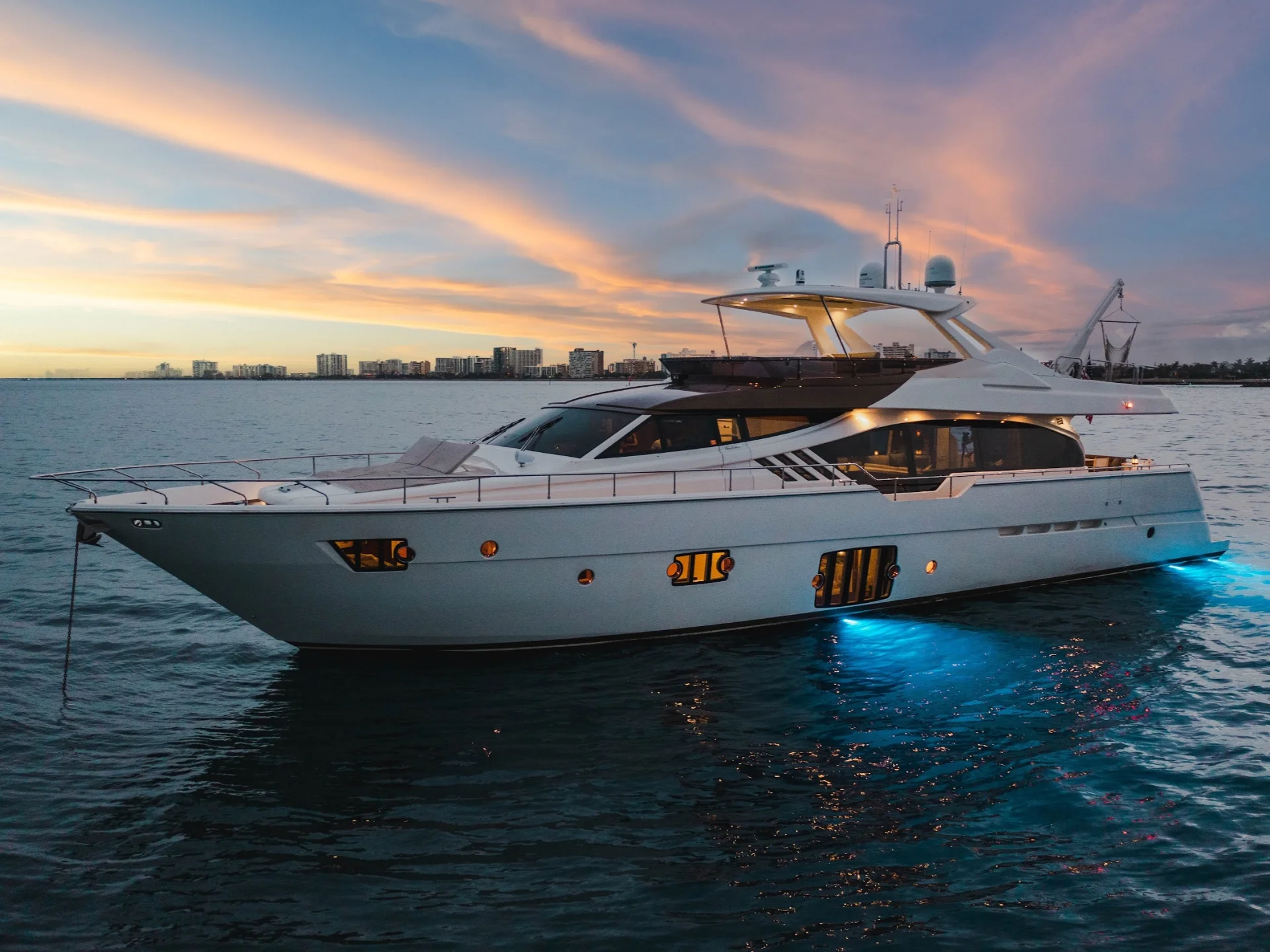 87' Ferretti – Top Shelf — photo 16