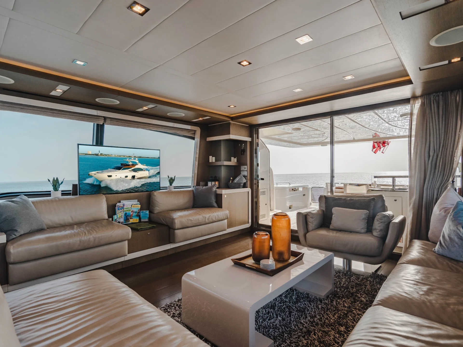 87' Ferretti – Top Shelf — photo 25