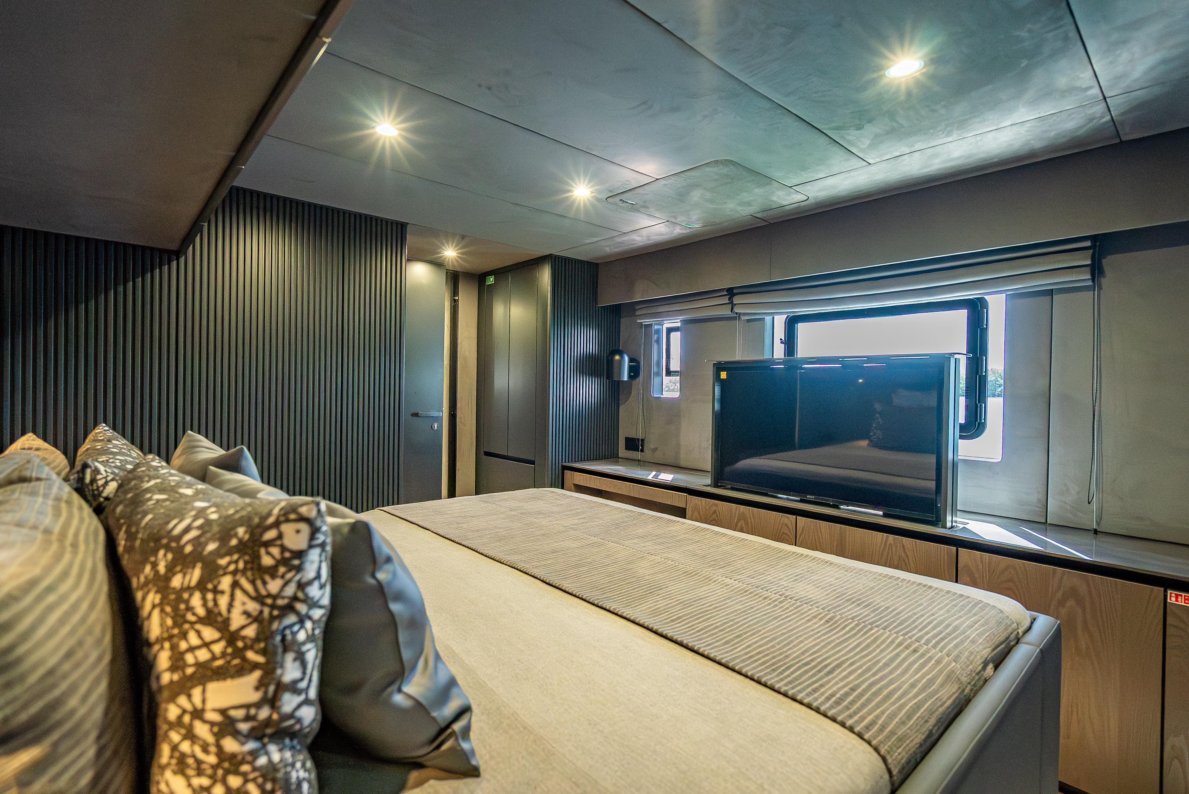 70’ (2026) Sunreef Power Catamaran — photo 133