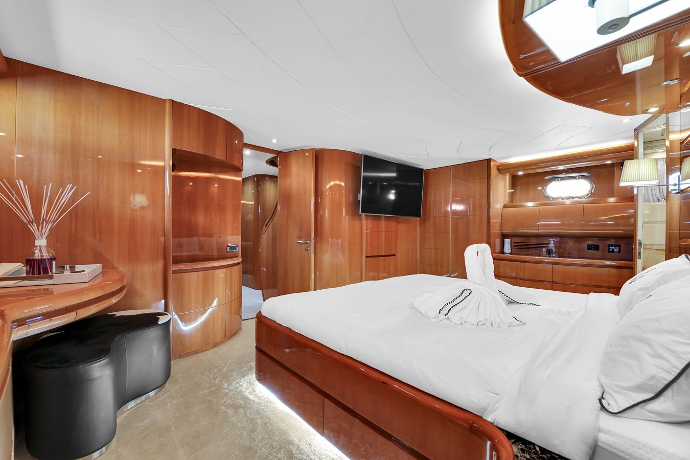 110' Maiora Stamos Bien — photo 31