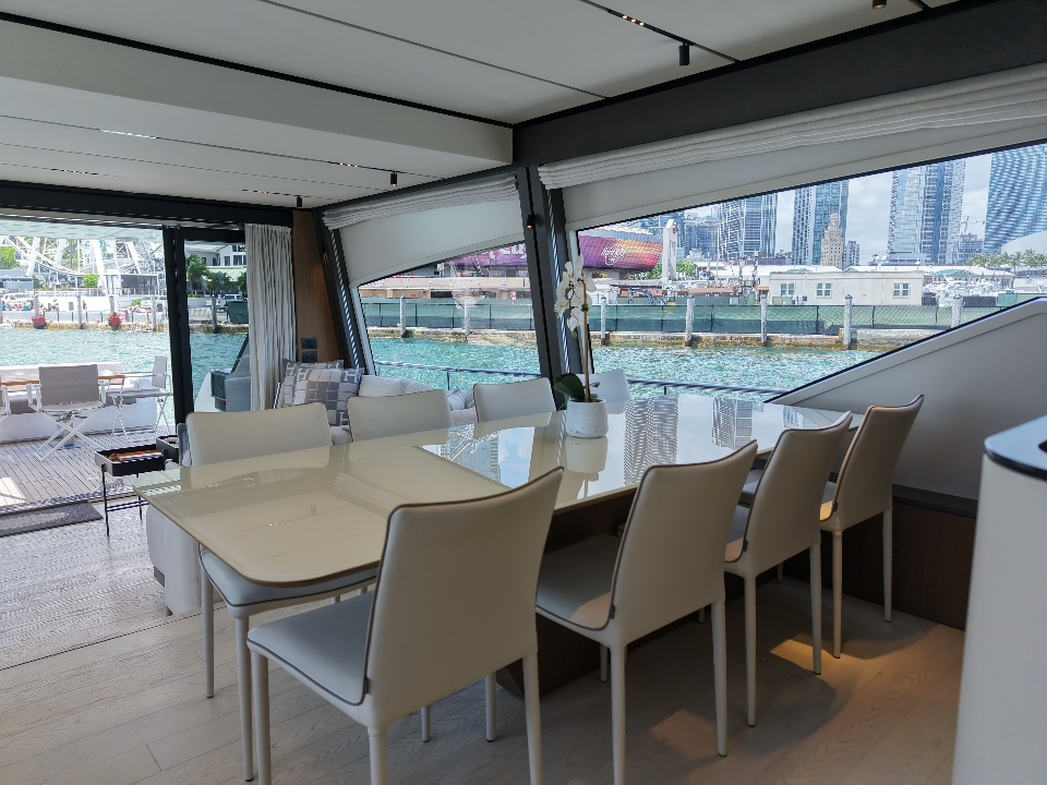 2024 Ferretti 80' Silver Moon — photo 7