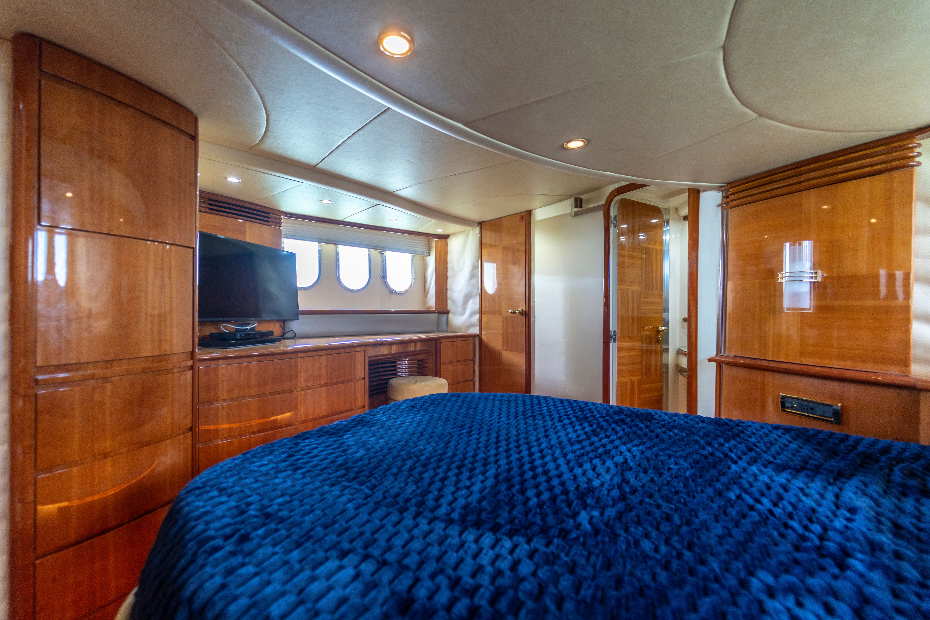 65' Azimut Sea La Vie — photo 8