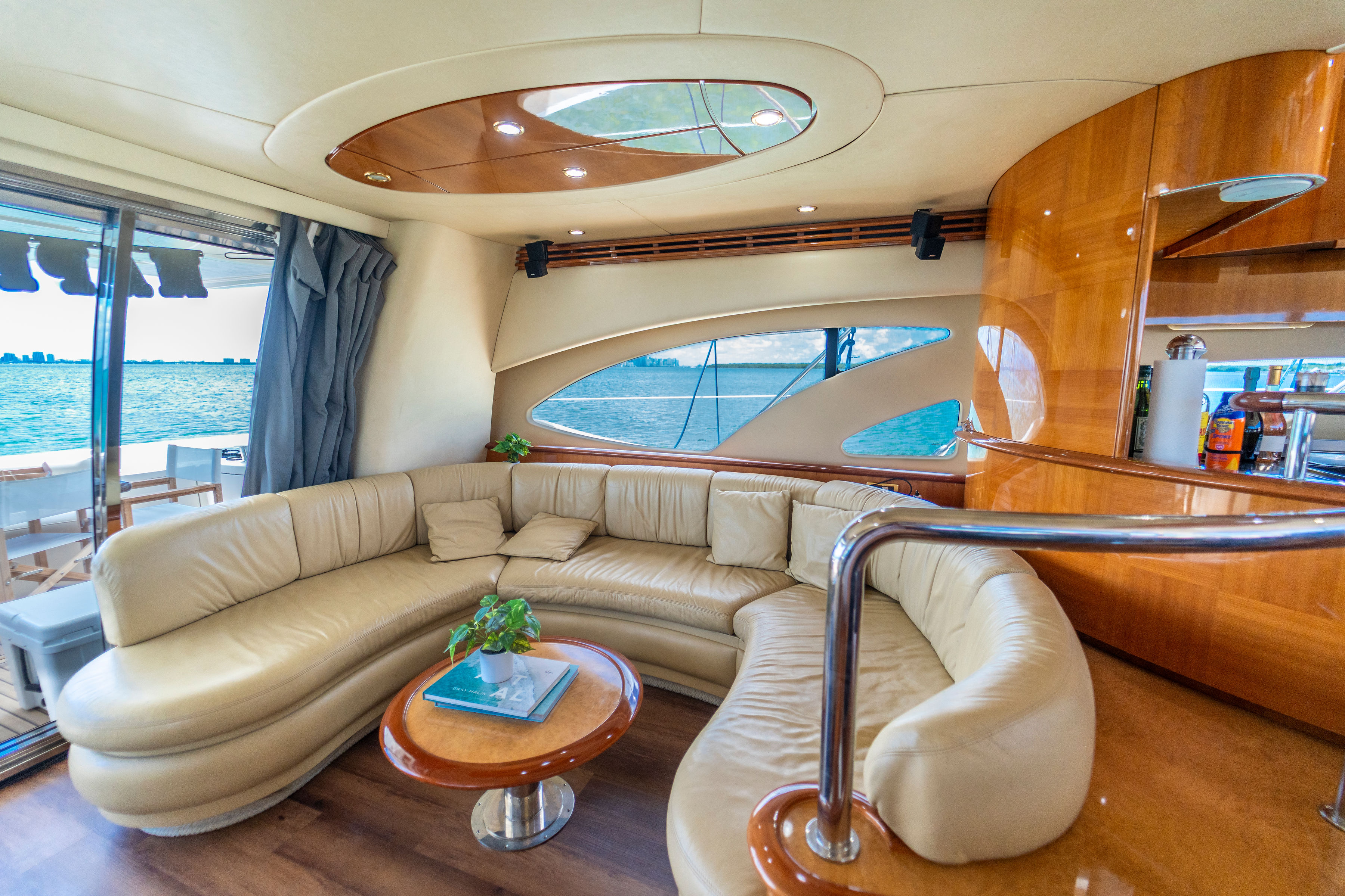 65' Azimut Sea La Vie — photo 17