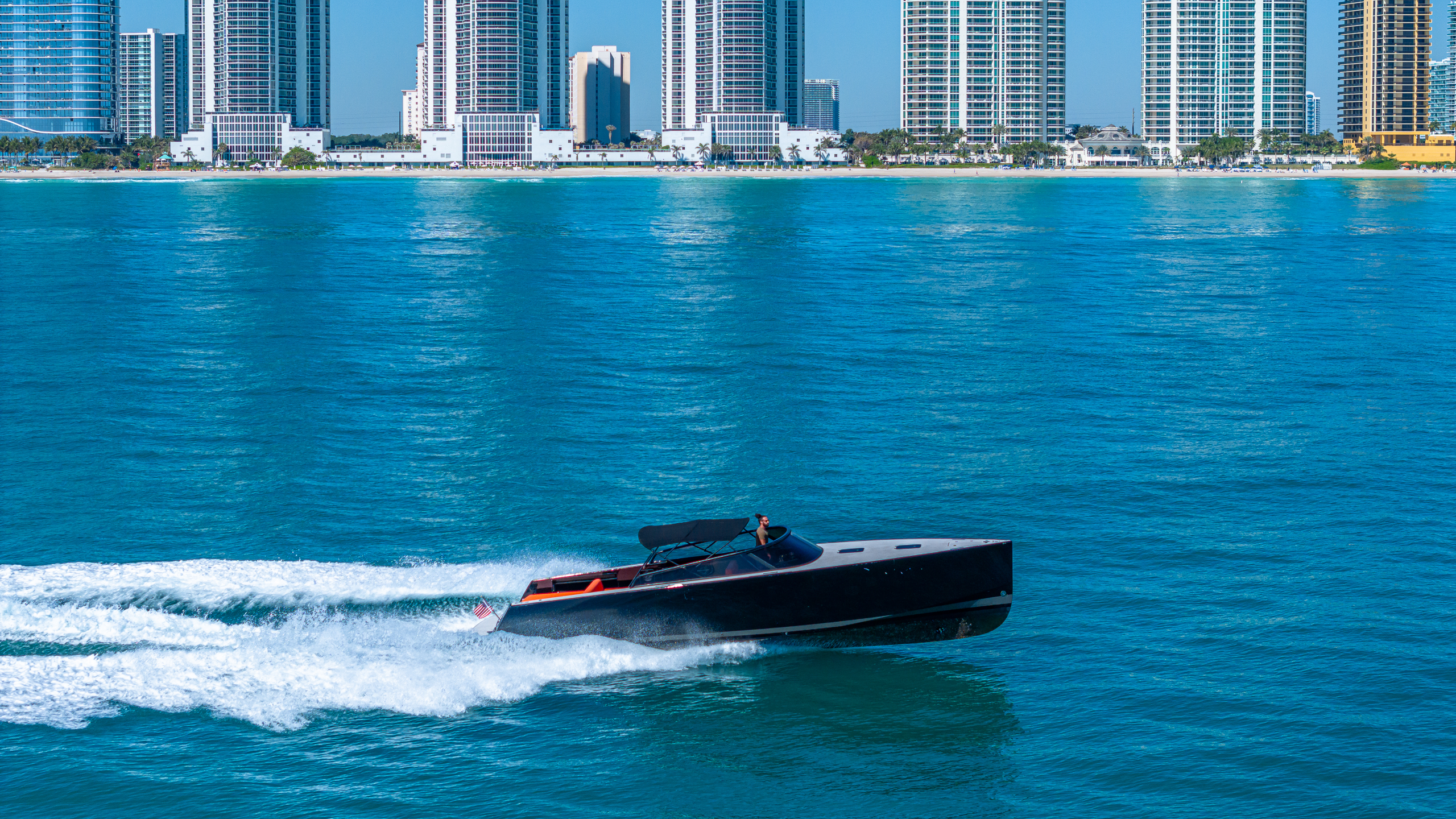40' VanDutch — photo 9